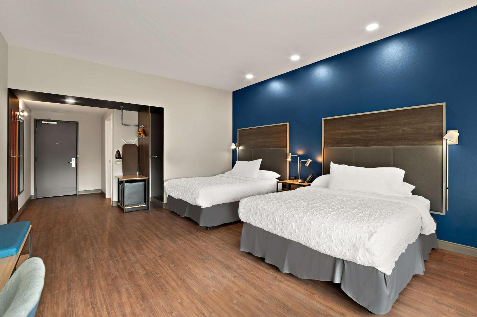 Tru By Hilton Santee Hotel Exterior photo